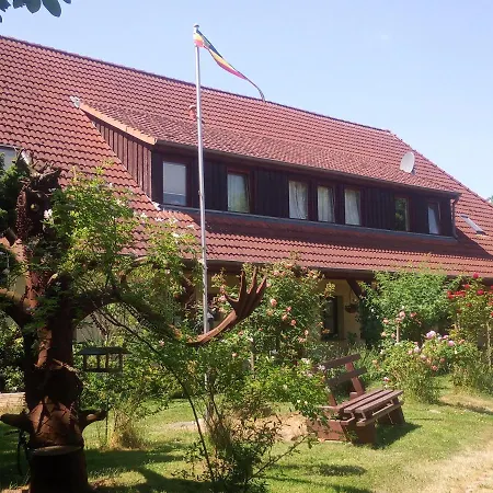 Five Oaks - Rote Apartment Hohenkirchen (Nordwestmecklenburg)