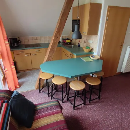 Five Oaks - Rote アパート *